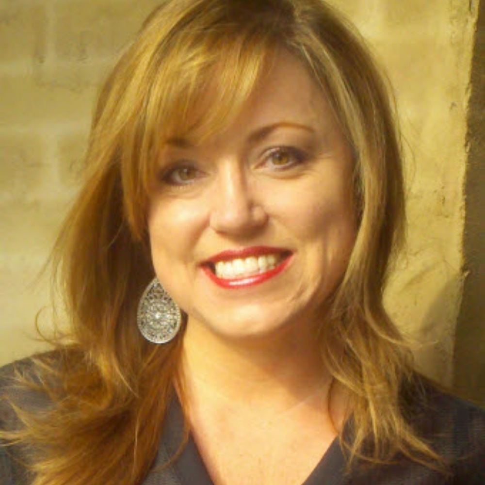 Meet your Posher, Karen, Poshmark Ambassador.